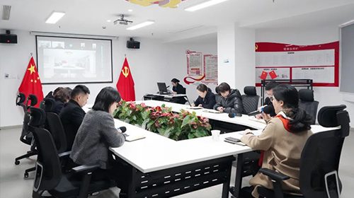 美而特集團召開“亮身份、踐承諾、當(dāng)先鋒”主題實踐活動部署會